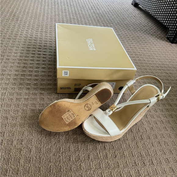 Michael Kors Annie Wedge Sandals in White - Picture 9 of 12